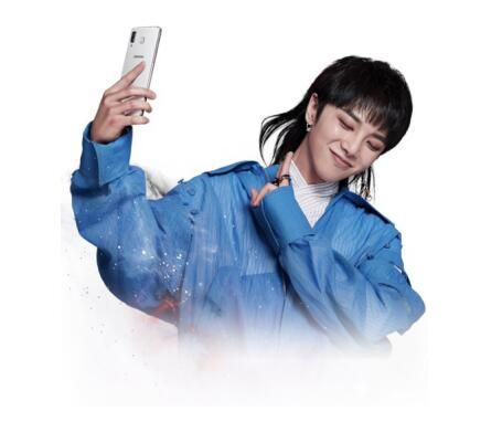 华晨宇再上湖南卫视 三星Galaxy A9 Star《天天向上》为华晨宇圆梦