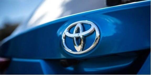 丰田最擅长的体操动作：慢起手倒立