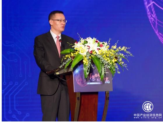 中国电信·甜橙金融高峰论坛三大“观”点：金融科技助力智能普惠生态