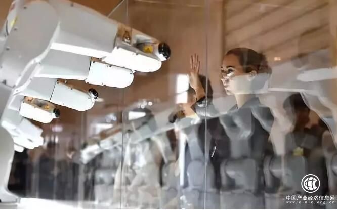 人工智能提速 如何兴利除弊