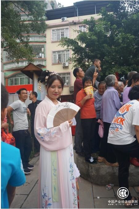 这个古镇目测要火了！网络红人们都来这里打卡！
