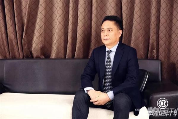 「南方人物周刊」张代理和他的工厂革命