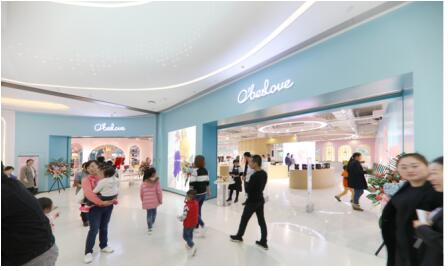 实体店杀出互联网重围 睿欧旗下O'BESLOVE首家女性跨界生活馆引爆遵义