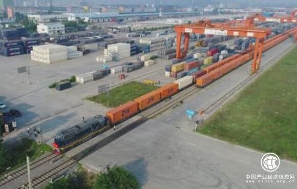 中欧班列（郑州）比利时线路开通