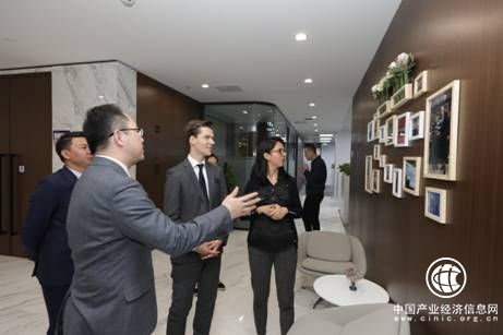 福盈文传（福盈商学院）与丹麦Tradimo学得谋正式签署合作协议