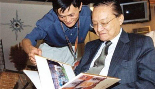 富途证券：你不知道的金庸大侠 其实还是一位资本高手