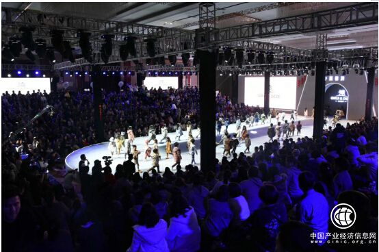 中国德牌三周年年会暨2019秋+羽绒新品发布会完美收官