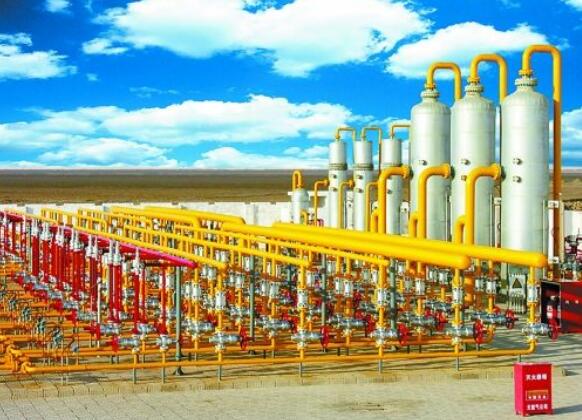 渤海首个千亿方大气田最大组块在青岛装船