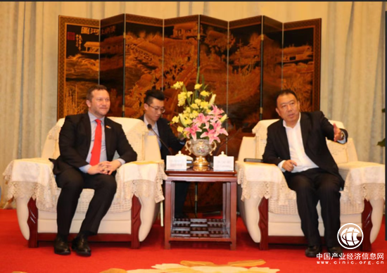 海南省政协副主席李国梁会见欧盟·中国“一带一路”文化和旅游发展委员会主席