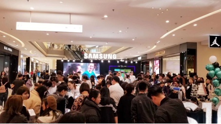 三星Galaxy S10+获外媒评为“有史以来续航力最佳的旗舰手机”