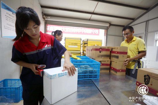 智慧物流迈入新时代，苏宁焕新节掀起“网购新潮”