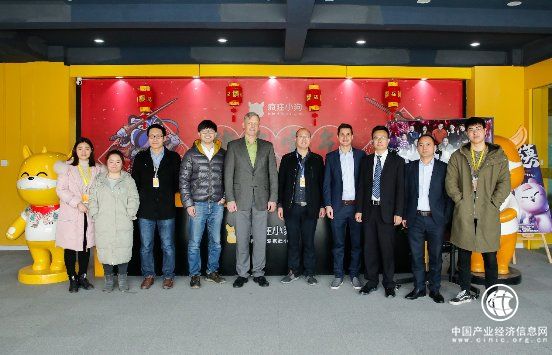 奥地利专家团来访疯狂小狗，助力宠粮健康升级