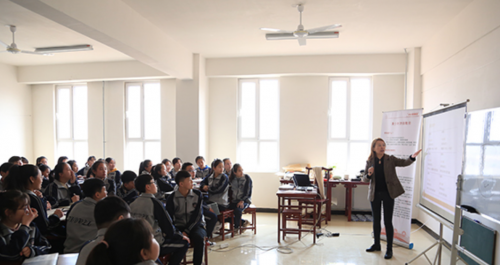 捷信金融教育活动走进学校 培养学生正确财富观念