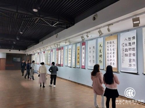 深耕公益事业、践行企业责任，“重拾家书文化”缘何获得巨大声量？