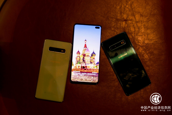 十年创新集一身，三星Galaxy S10系列引领行业前行