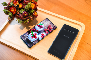 三星Galaxy S10系列惊艳来袭：品味十代新经典