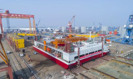 海洋深水基床“3D打印机”下水