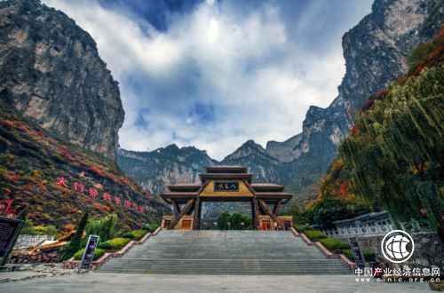 5月23日八泉峡明星旅游目的地系列推介会开幕式文艺晚会太原举行