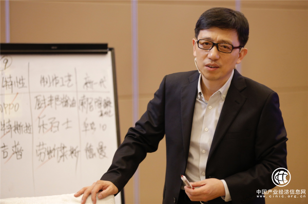 中国品牌日顾均辉评定位效果：华为何以摘掉理工男标签拿下最高端中国品牌奖？