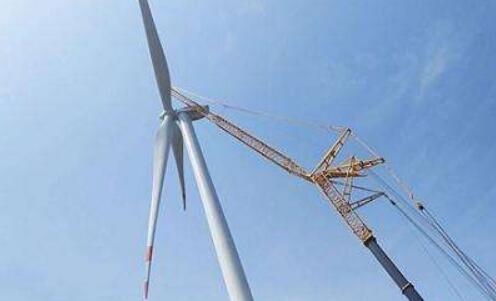 徐工XCA1600成功完成最高140米陆上风电安装