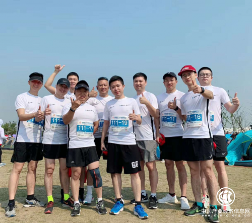 工作和运动两不误 富邦华一“跑团”一直在路上