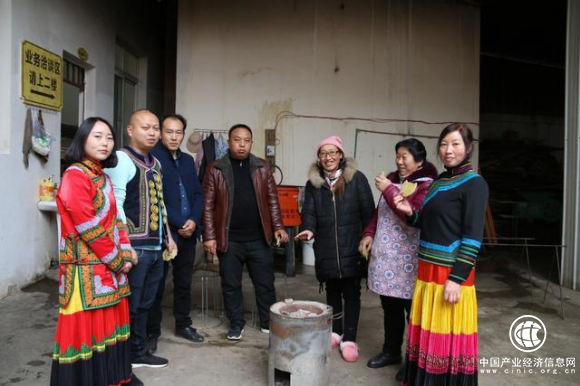 翼龙贷“互金活水”精心浇灌“脱贫致富花”