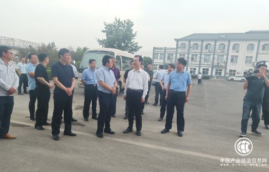 河北省副省长李谦调研中信环境技术高阳项目