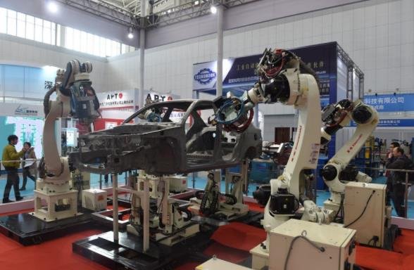 装备制造业的转型升级之路：如何从“制造”到“智造”？