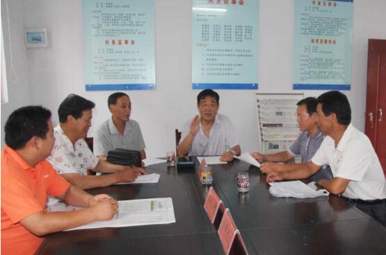 河南南召：赤诚为民谋福祉