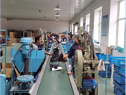 黑龙冰刀“滑”向世界