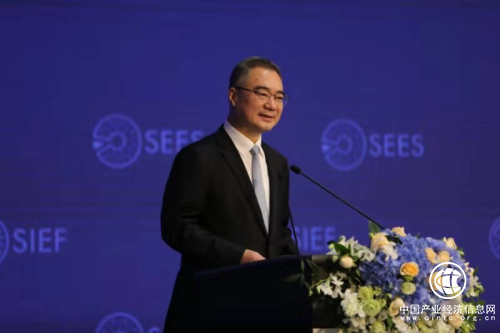 融入国家发展战略打造“一带一路”国际合作新平台中欧企业家峰会青岛论坛召开