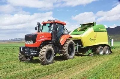 青海省牧草生产基本实现全程机械化