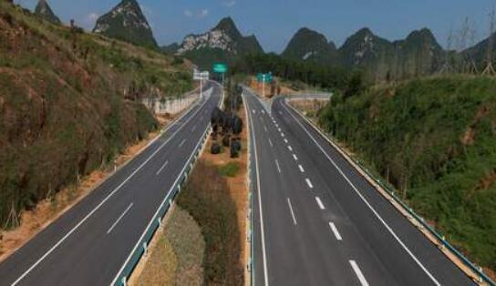 交通运输部：累计投入约7100亿支持贫困地区交通建设