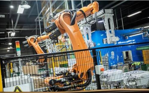 美的“智能制造”升级布局，携手苏宁迈入洗衣机定制新时代