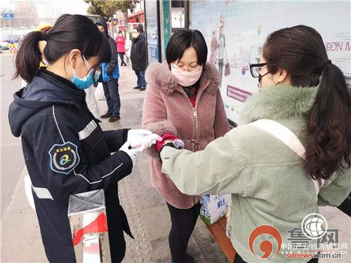 西海岸新区：紧盯“人、车、站” 公共交通强化防疫保出行