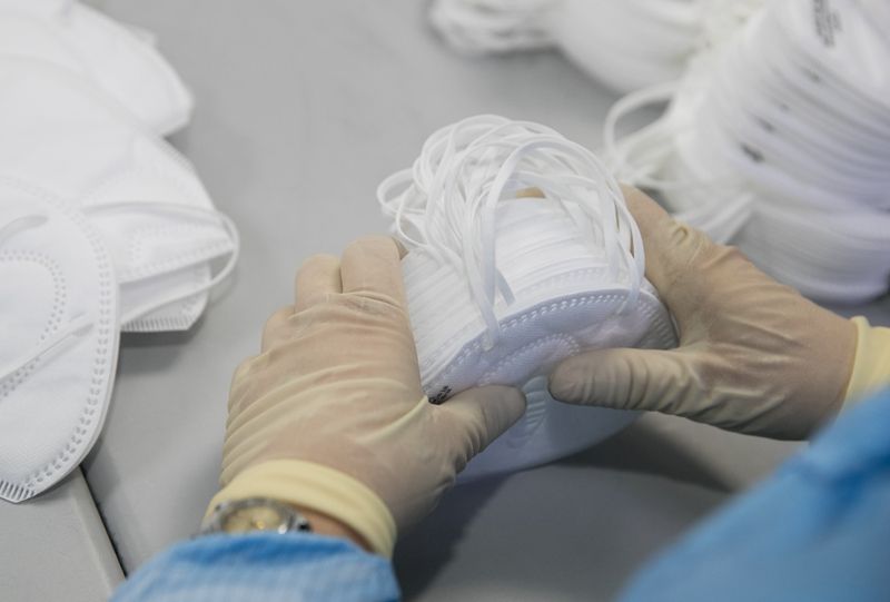 一只口罩背后的广东制造