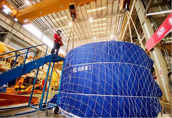 复工首日 中国铁建盾构机发运土耳其