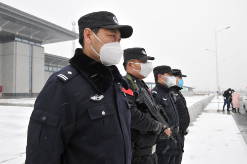 “警种联动、警保联控、警民联防” 费县公安局汇聚资源催生合力决战疫情防控