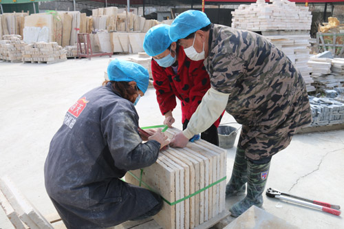 河南省南召县“稳就业、育产业”保证脱贫成色不变