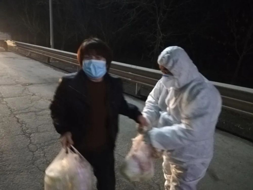 “齐”心“鲁”力|战“疫”一线“红嫂”涌现