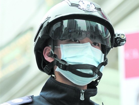 智能头盔、智能机器人…成都造战“疫”“硬核武器”