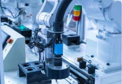 新型光电传感存储器让人工视觉系统更加“眼明心亮”