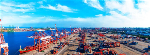青岛西海岸海西重机与天津港的25台自动化轨道吊项目签单成功