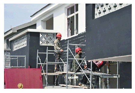 决战脱贫攻坚|出滩区迁社区，旧城镇展新颜