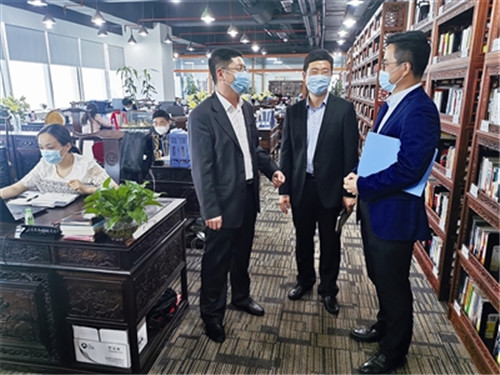 150名青岛干部分赴79家实训单位报到