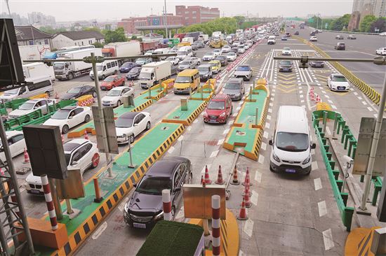 交通运输部门强监管优服务 全国收费公路系统稳定有序运行