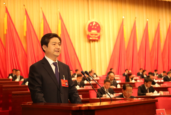 章丘区代区长边祥为：加快转型升级 力争年内新增隐形冠军5家、瞪羚企业2家