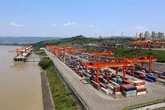 泸州牵手江北 推进建设港口型国家物流枢纽