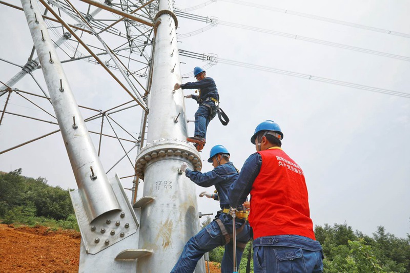 青海之电河南发光：青海至河南±800千伏特高压直流工程启动送电