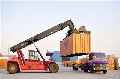 前7月河南进出口总值2762.8亿 增速全国第五